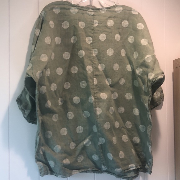 Beyond Capri linen smock like scoop neck shirt sage green subtle polka dot L - Picture 2 of 4